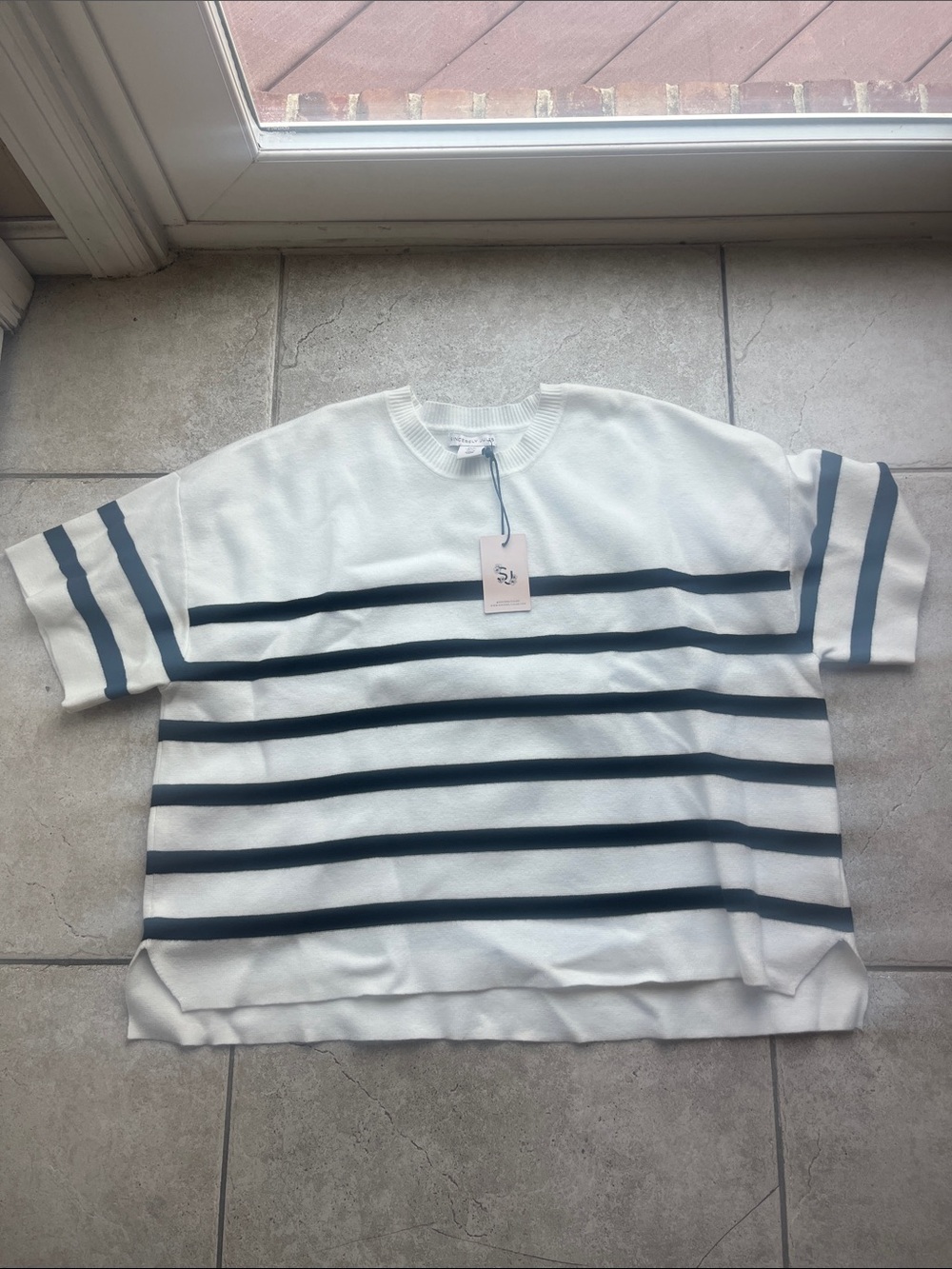 Sincerely Jules White & Navy Striped Short Sleeve Knit Top